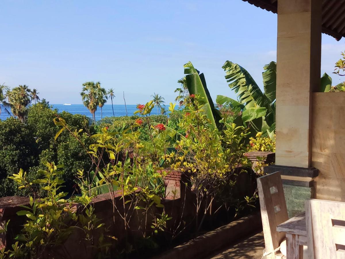 Rumah Wayans Lipah Amed Exterior foto