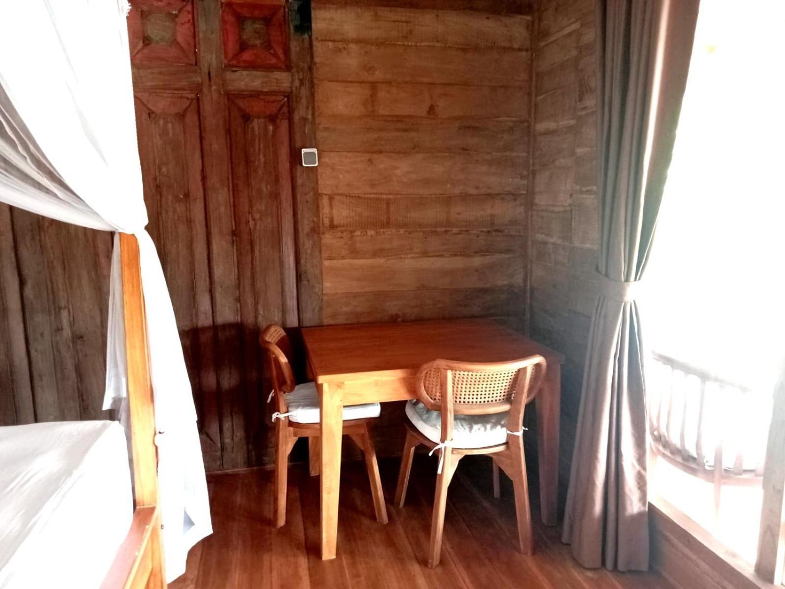 Rumah Wayans Lipah Amed Exterior foto