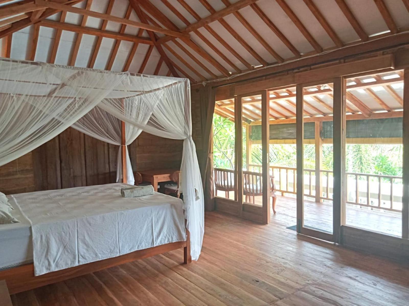 Rumah Wayans Lipah Amed Exterior foto